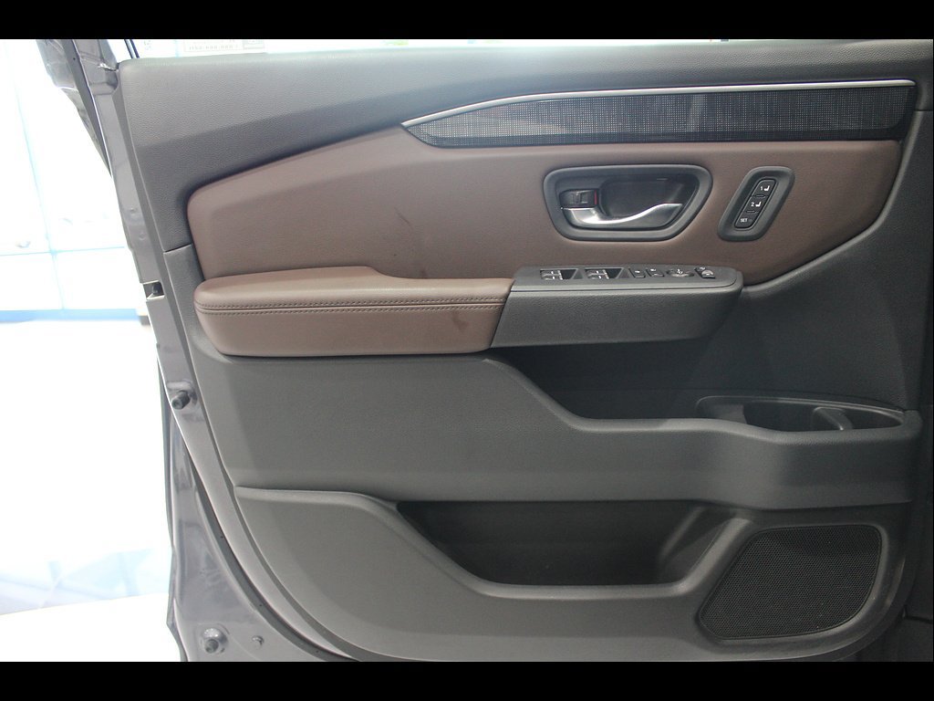 Certified 2023 Honda Pilot Elite image 15