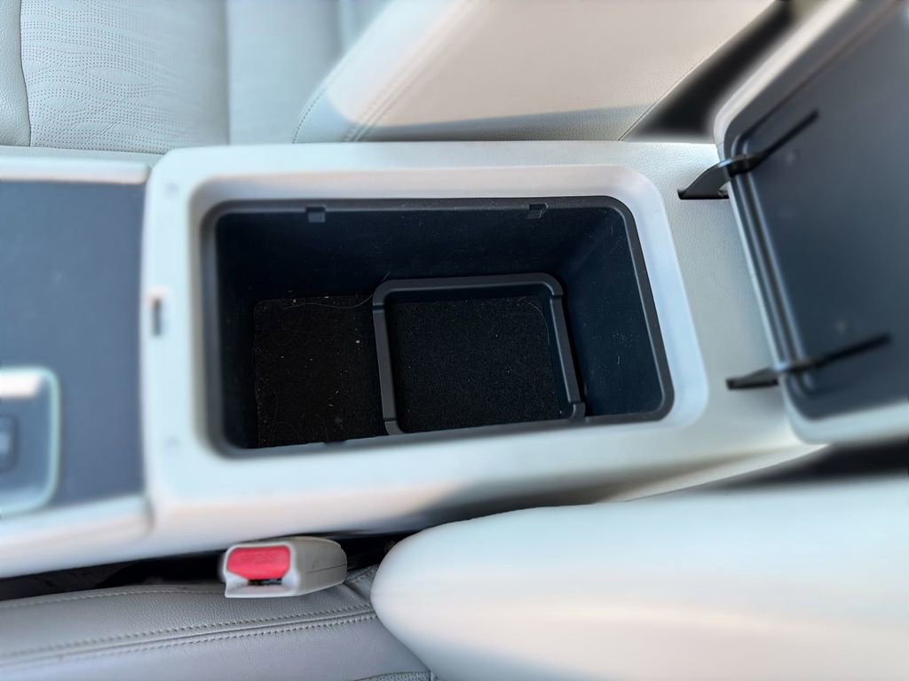 Used 2019 Nissan Altima 2.5 Platinum FWD image 37