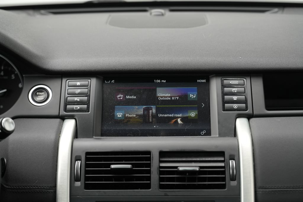 Used 2019 Land Rover Discovery Sport AWD/4WD image 44