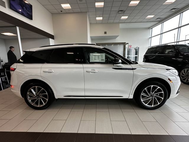 Certified 2025 Lincoln Corsair Grand Touring w/ Equipment Group 301A image 4