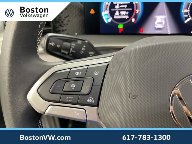 Used 2025 Volkswagen Tiguan S w/ 18" Wheel Package image 14