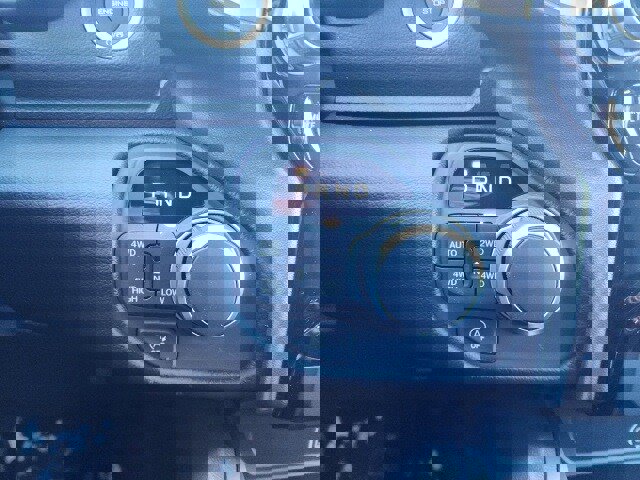 New 2026 RAM 1500 4x4 Crew Cab image 14