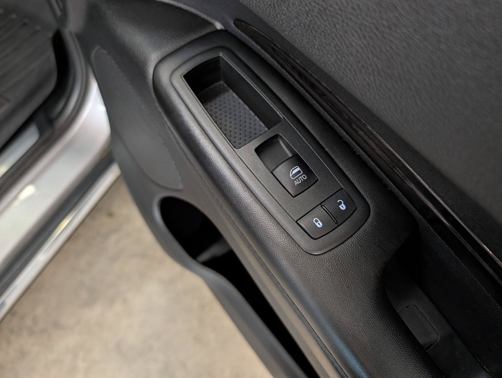 Used 2014 Dodge Durango Limited w/ Premium Group AWD/4WD image 30