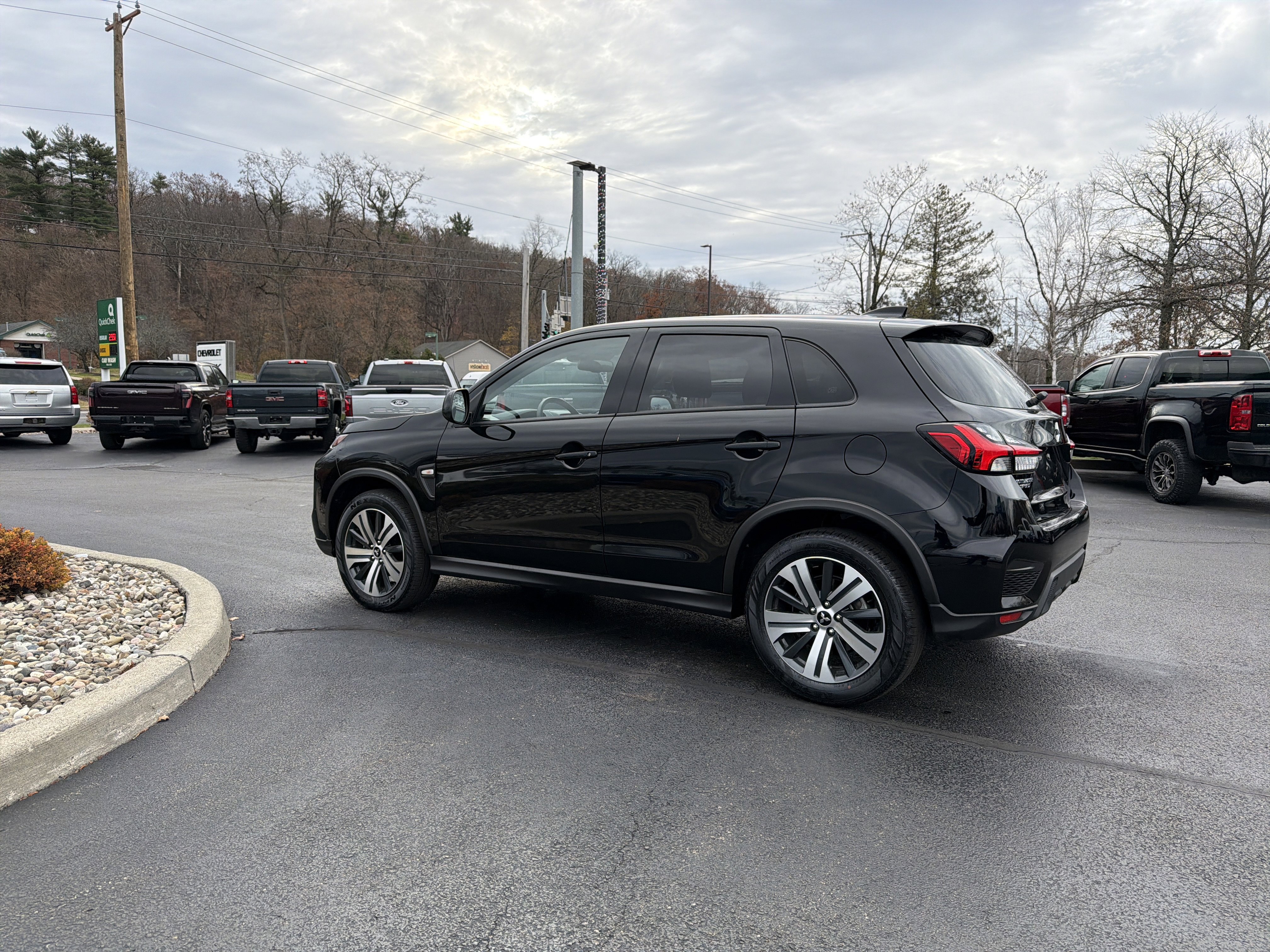 Used 2024 Mitsubishi Outlander Sport ES image 8