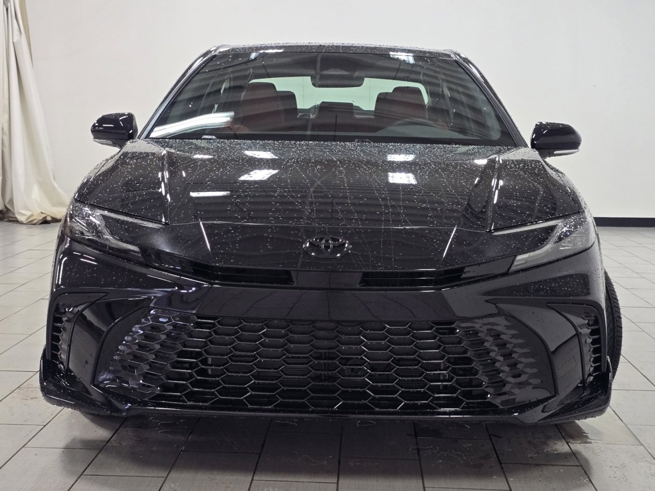 New 2026 Toyota Camry Hybrid FWD image 12