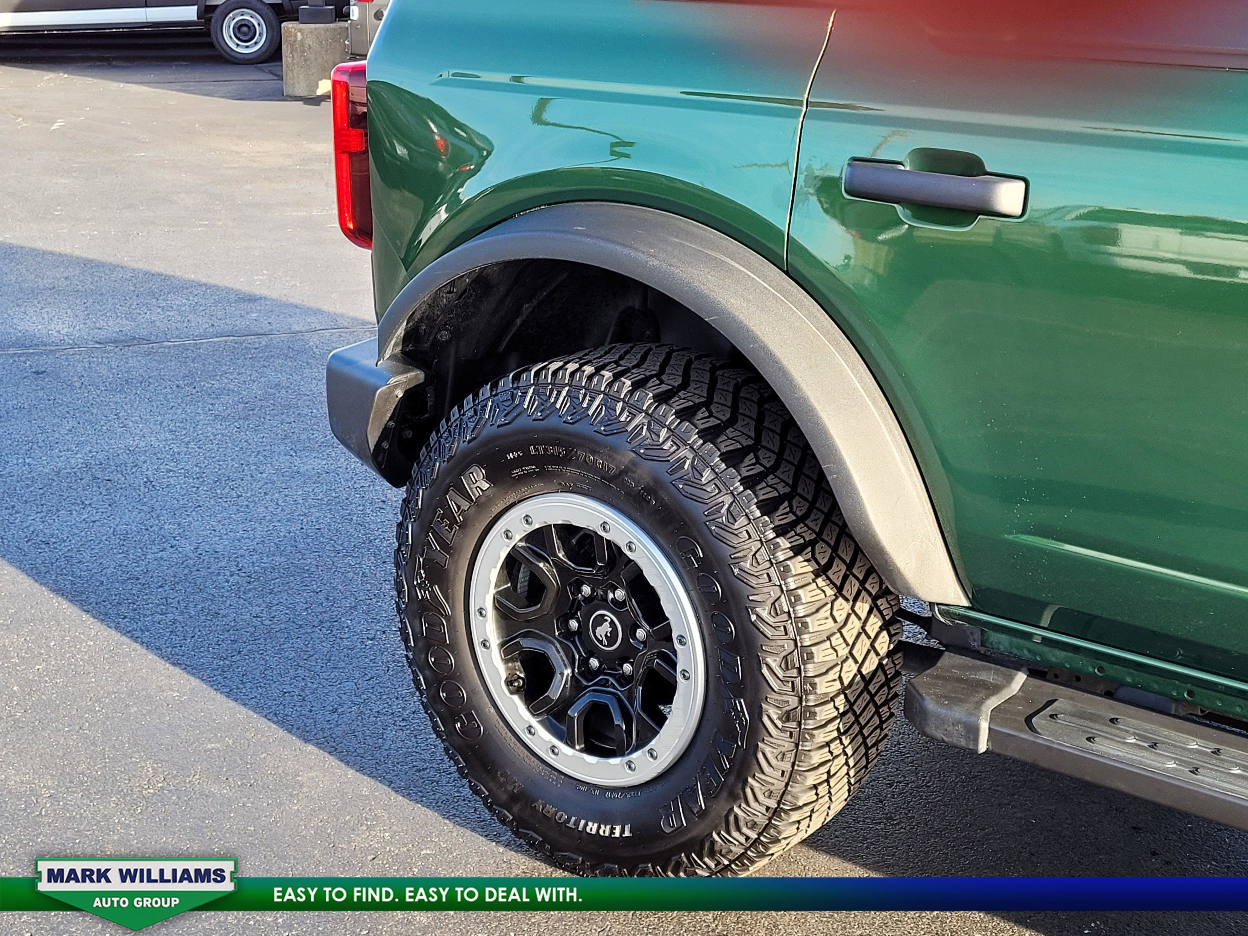 Used 2024 Ford Bronco Big Bend w/ Sasquatch Package image 26