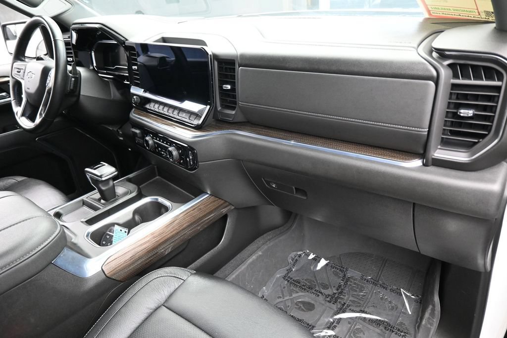 Used 2024 Chevrolet Silverado 1500 RST RWD image 44