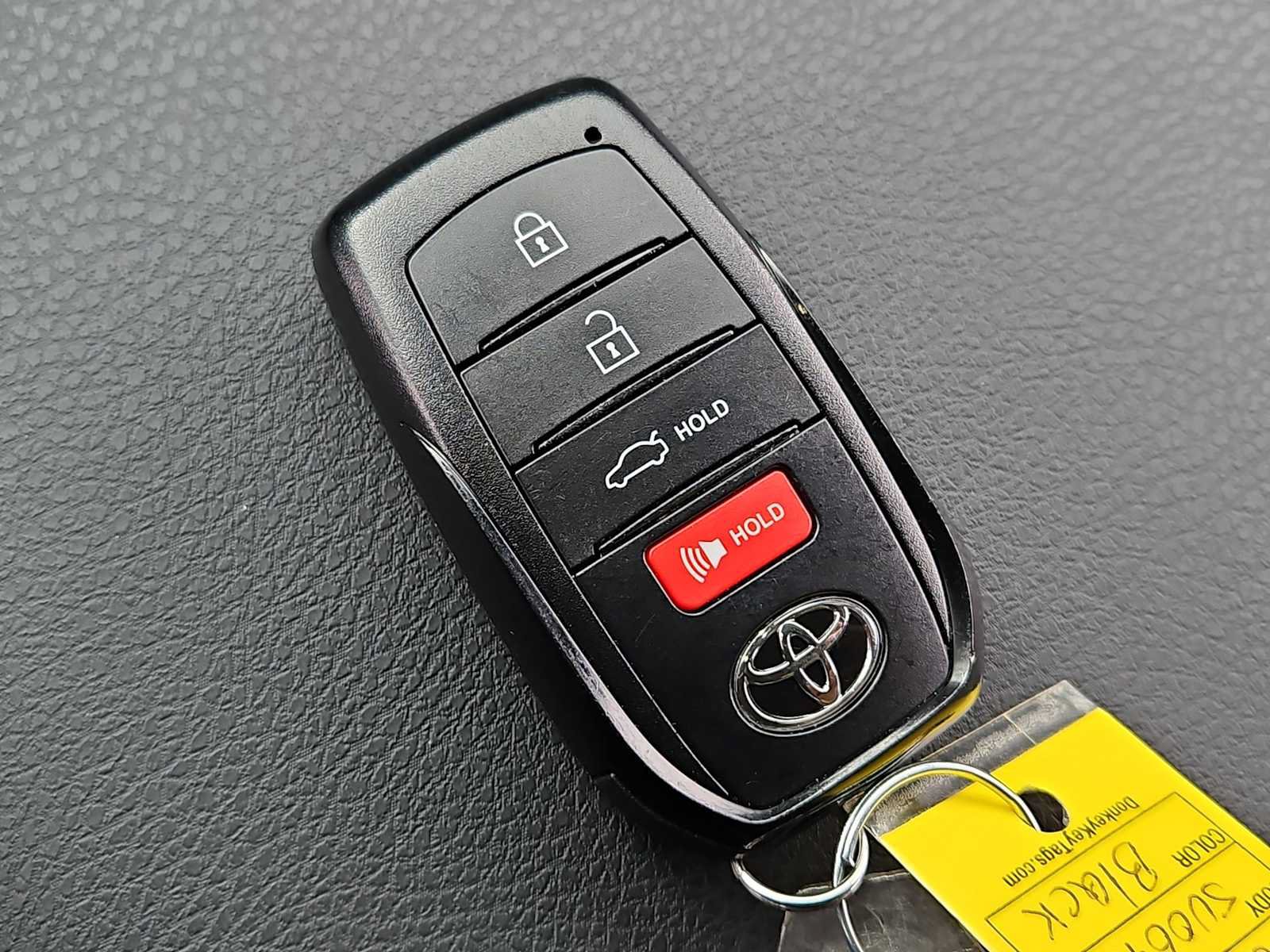 Used 2025 Toyota Camry SE w/ Convenience Package FWD image 33