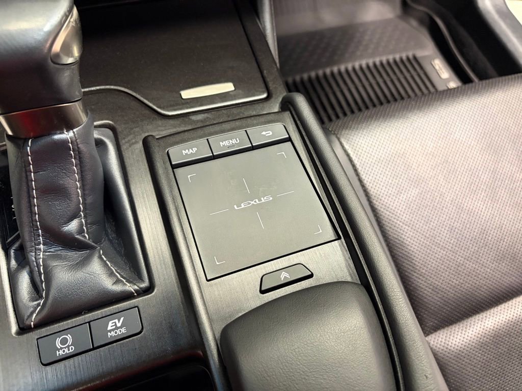 Used 2019 Lexus ES 300h w/ Premium Package image 21