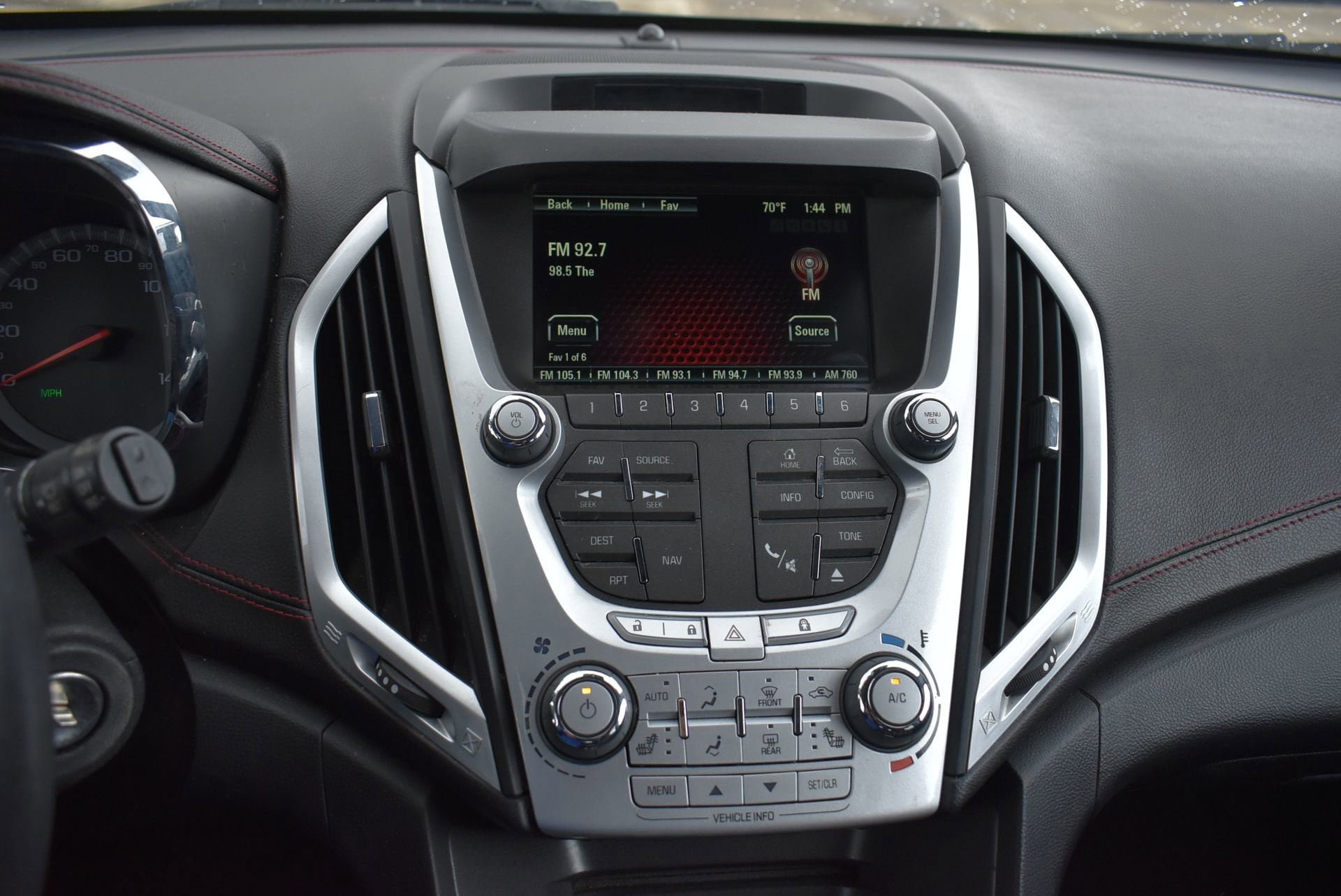 Used 2015 GMC Terrain Denali FWD image 25