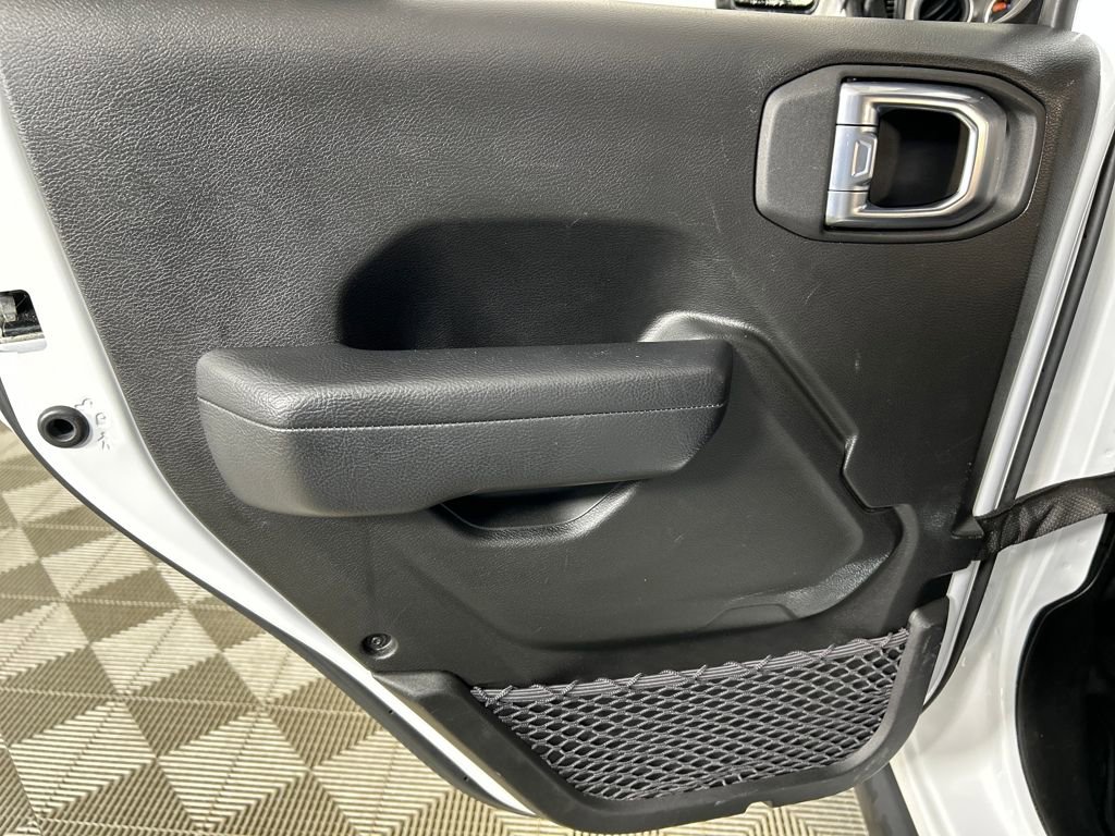 Used 2023 Jeep Wrangler Sport image 16