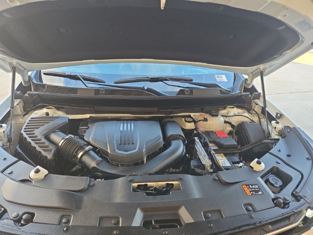 Certified 2026 Chevrolet Traverse LT FWD image 24