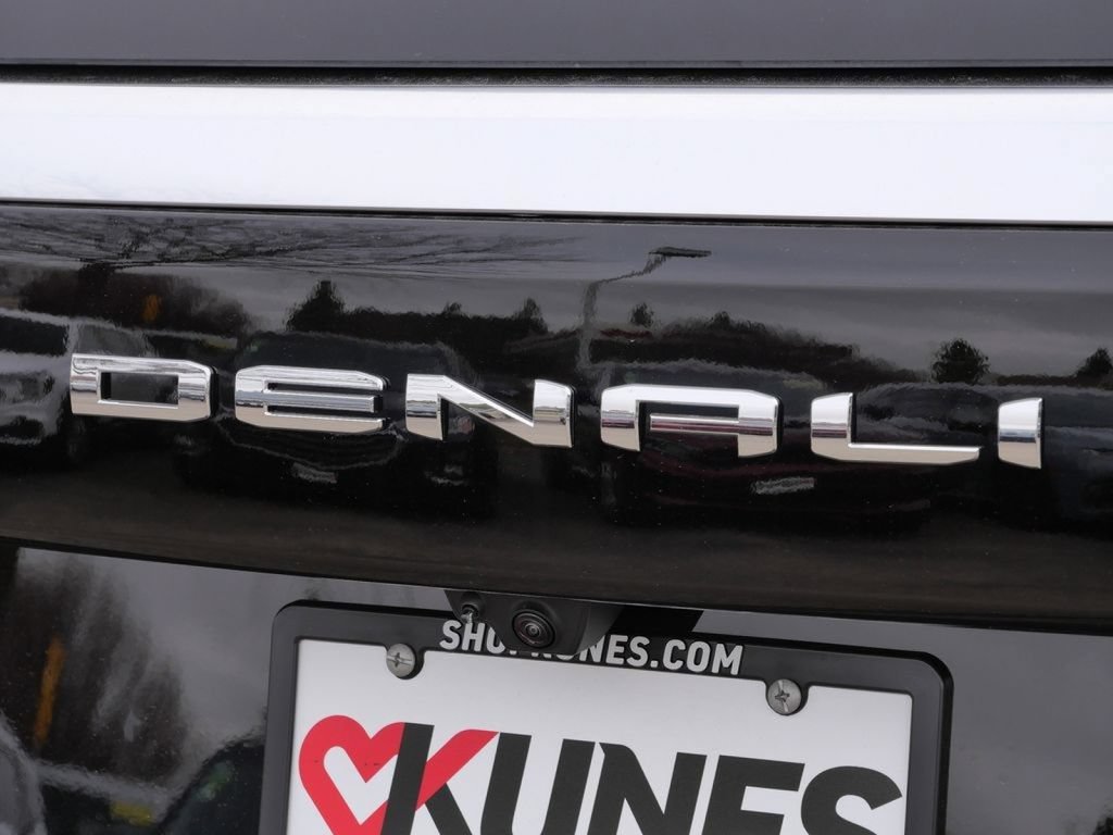 New 2026 GMC Yukon XL Denali w/ Sun & Power Step Package AWD/4WD image 13