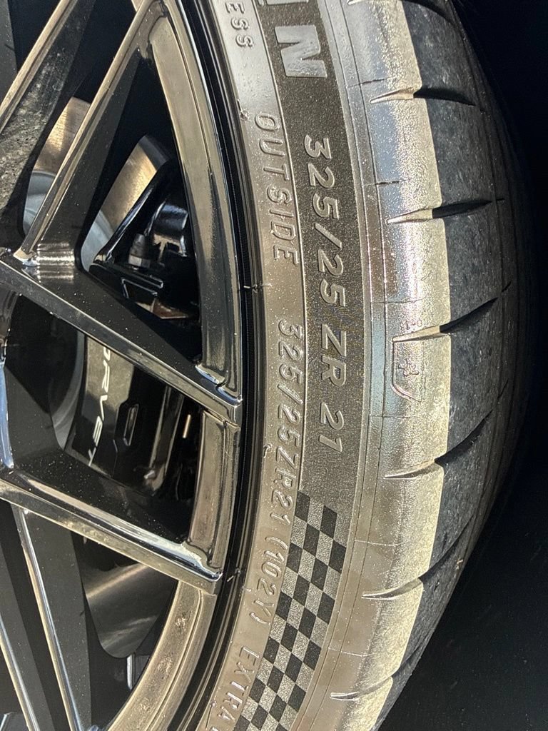 Used 2024 Chevrolet Corvette Stingray Preferred Cpe RWD image 35
