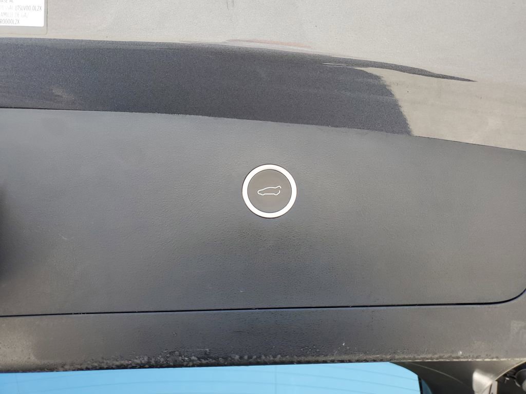 Used 2020 Tesla Model X Long Range image 7