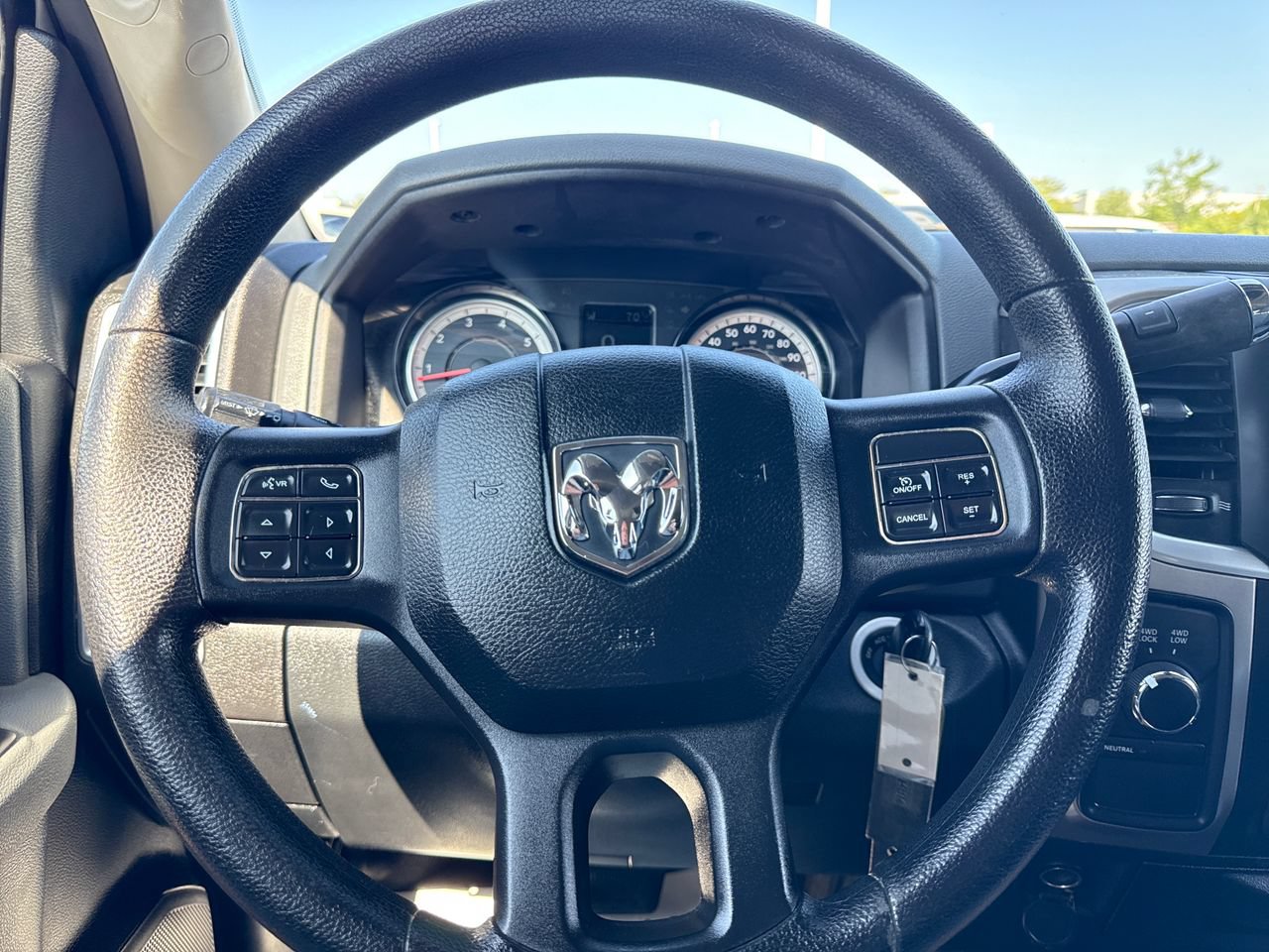 Used 2016 RAM 2500 SLT AWD/4WD image 18