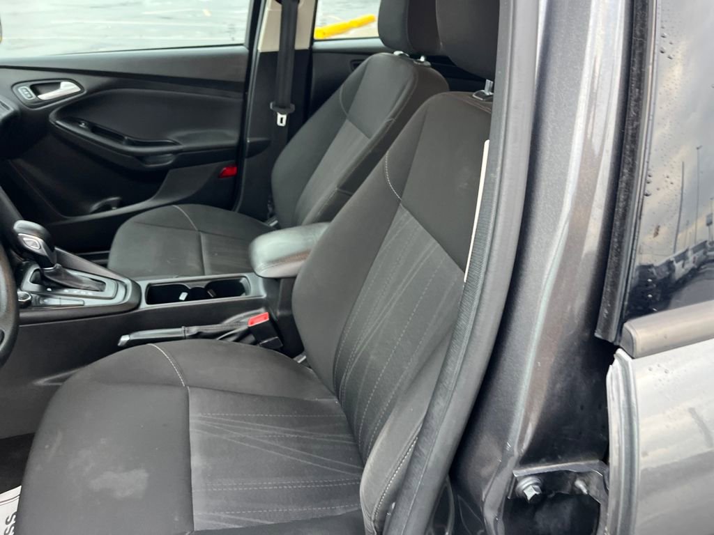 Used 2017 Ford Focus SE image 19