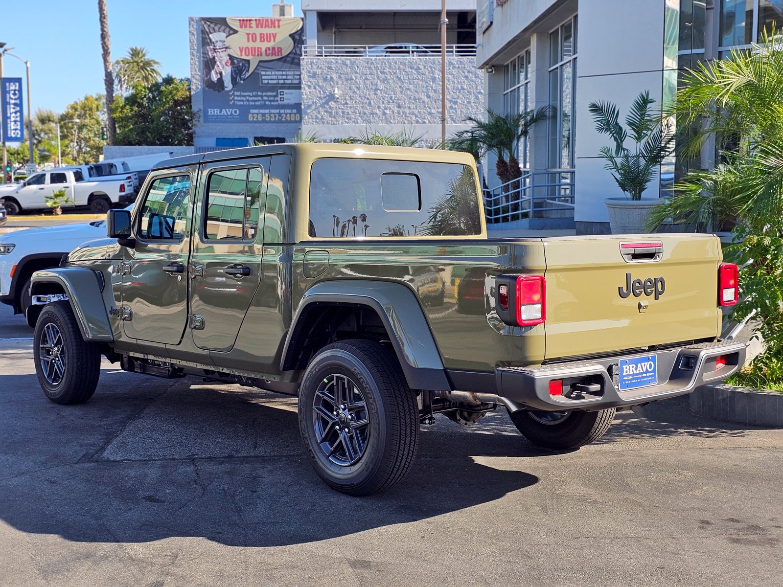New 2026 Jeep Gladiator Sport AWD/4WD image 5