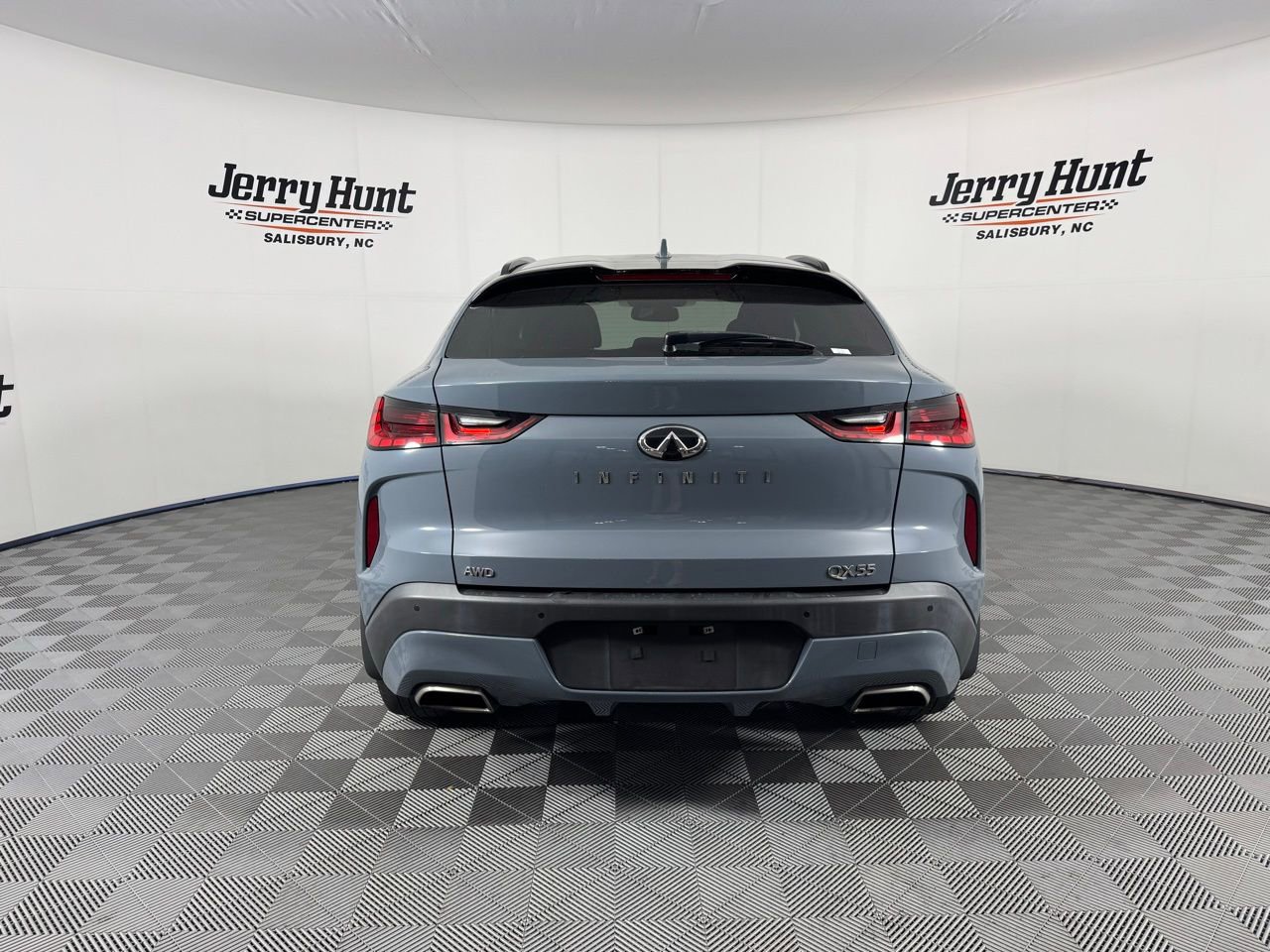 Used 2023 INFINITI QX55 Luxe w/ Cargo Package image 10