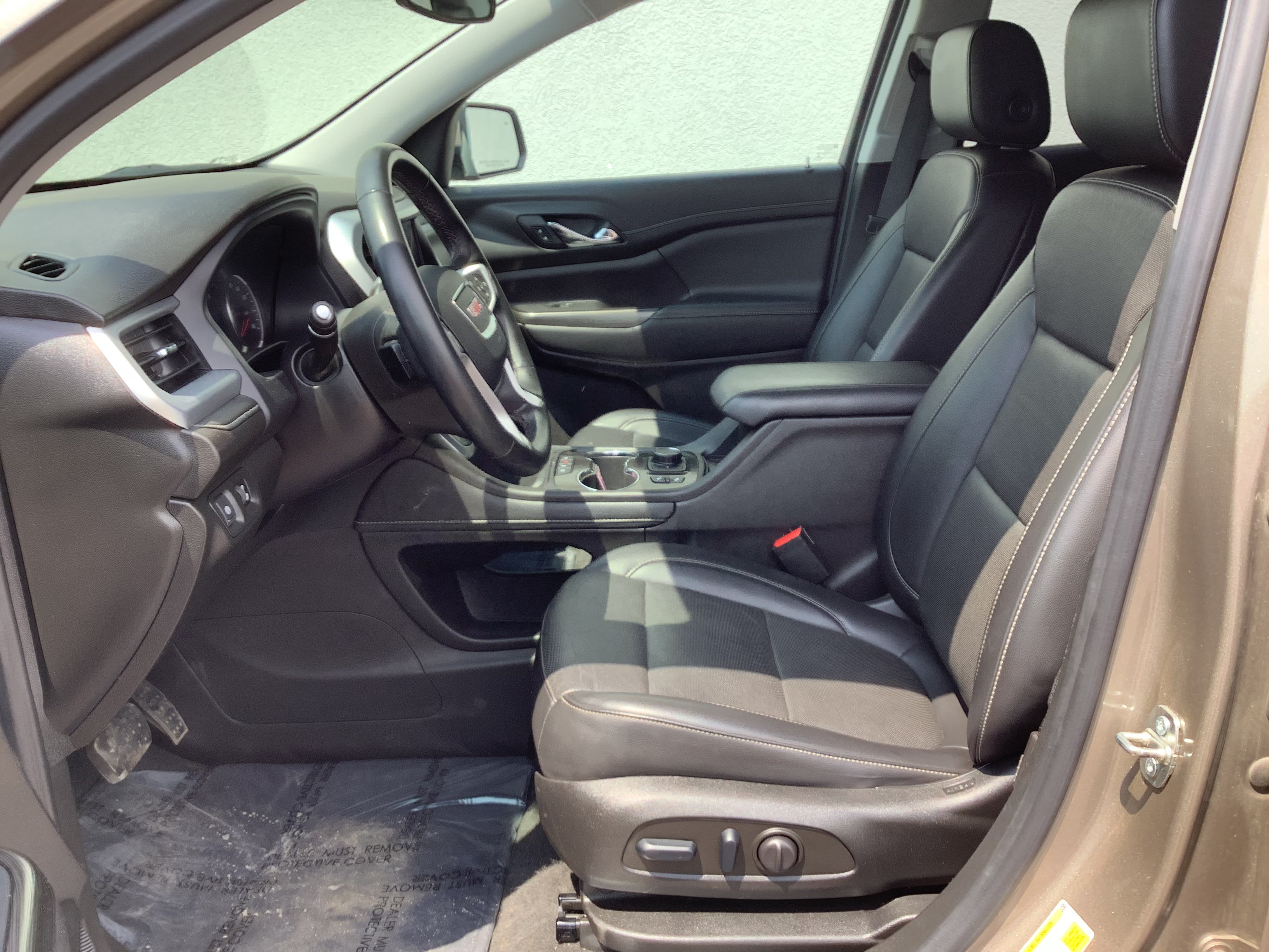 Used 2023 GMC Acadia SLT AWD/4WD image 12