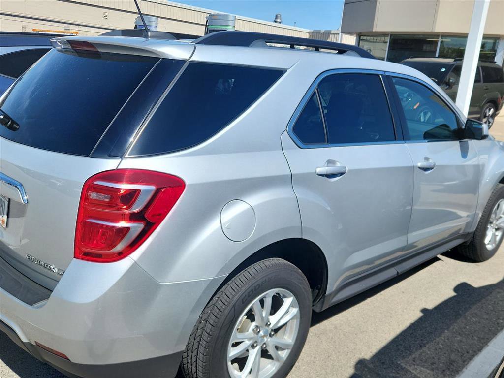 Used 2016 Chevrolet Equinox LT FWD image 4