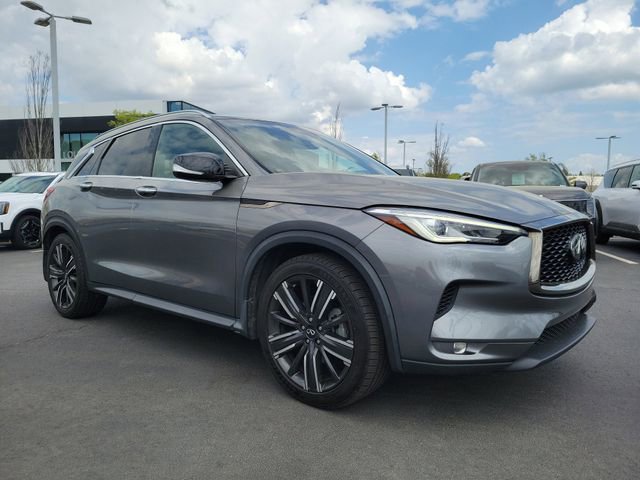 Used 2021 INFINITI QX50 Luxe w/ Appearance Package AWD/4WD image 3