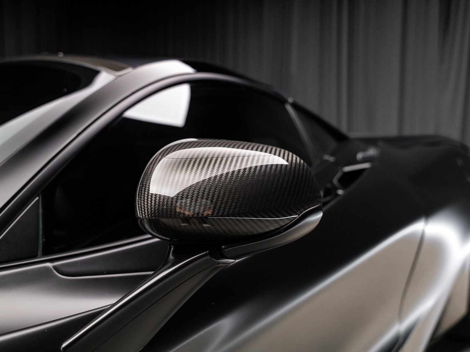 Used 2018 McLaren 720S RWD image 29