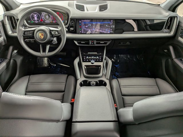 New 2026 Porsche Cayenne image 21