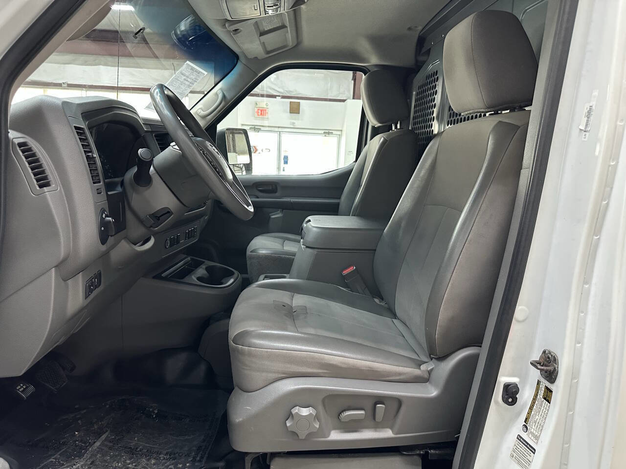 Used 2018 Nissan NV 2500 SL w/ Navigation Package image 11
