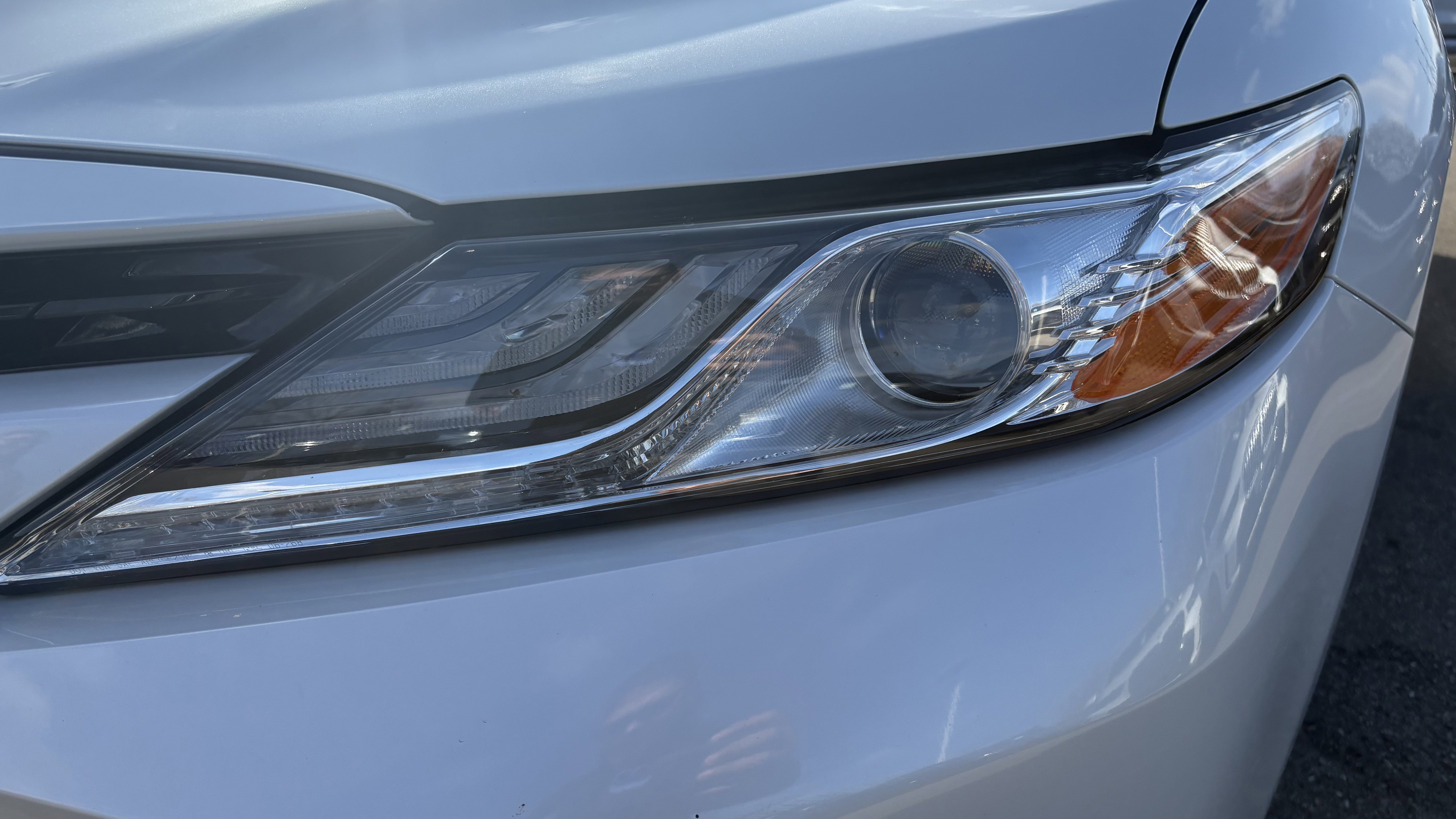 Used 2018 Toyota Camry XLE image 6