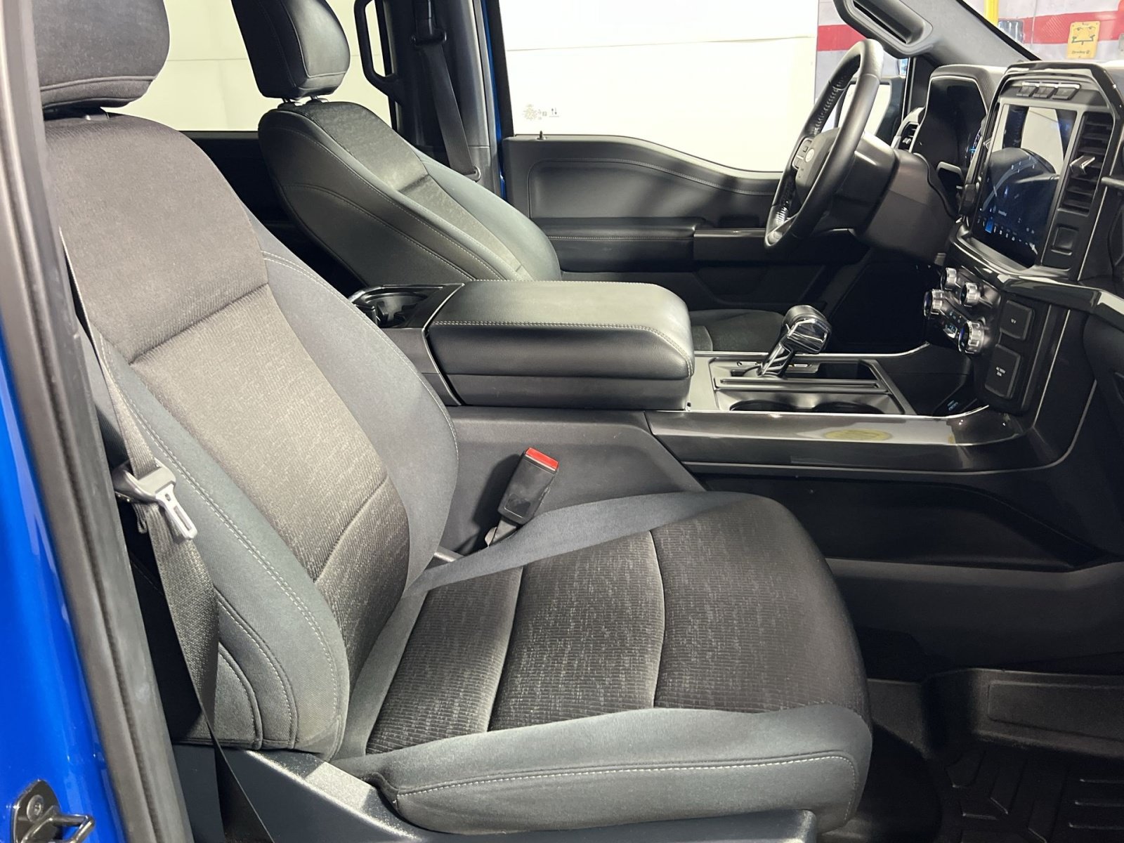 Used 2021 Ford F150 XLT w/ Equipment Group 302A High RWD image 27