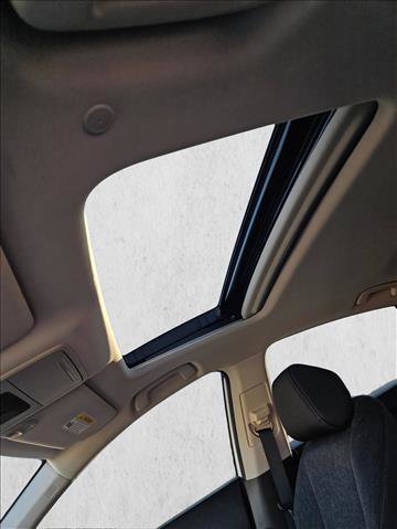 Used 2025 Honda Accord SE image 15