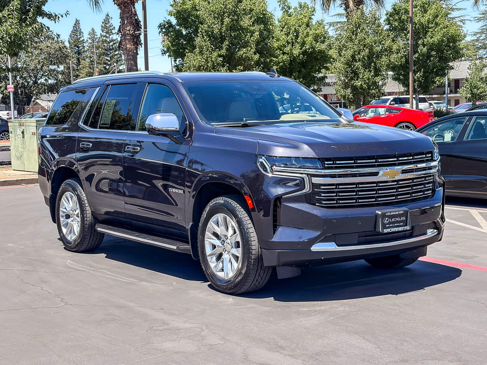Used 2024 Chevrolet Tahoe Premier AWD/4WD image 6