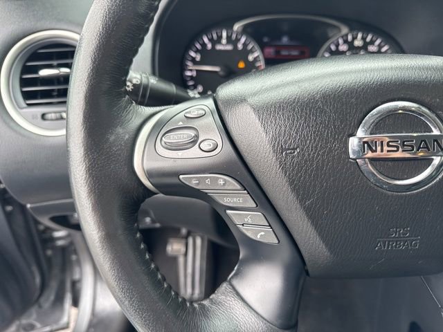 Used 2020 Nissan Pathfinder SL image 12