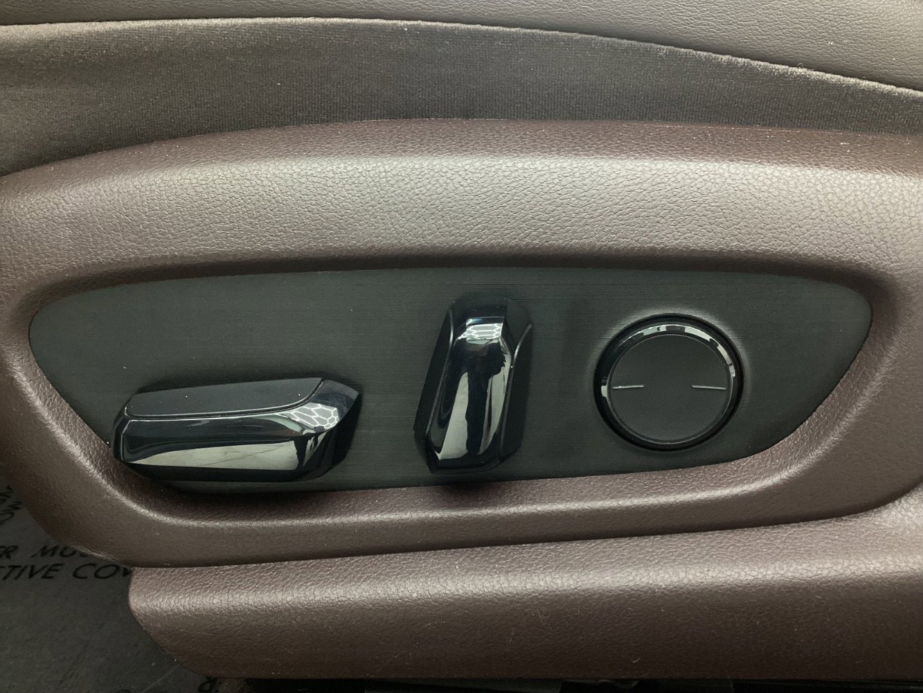 Used 2020 Lexus ES 300h w/ Premium Package image 38