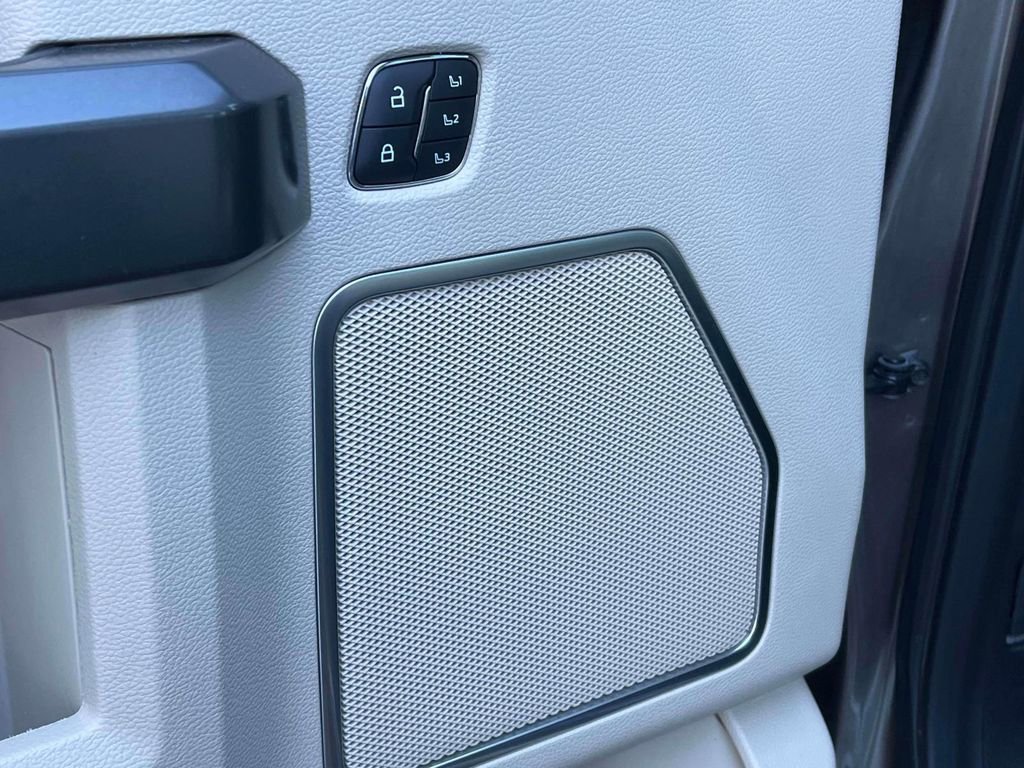 Used 2020 Ford F250 Limited image 25