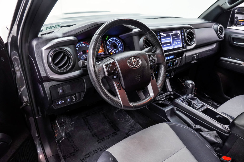 Used 2021 Toyota Tacoma TRD Sport AWD/4WD image 20