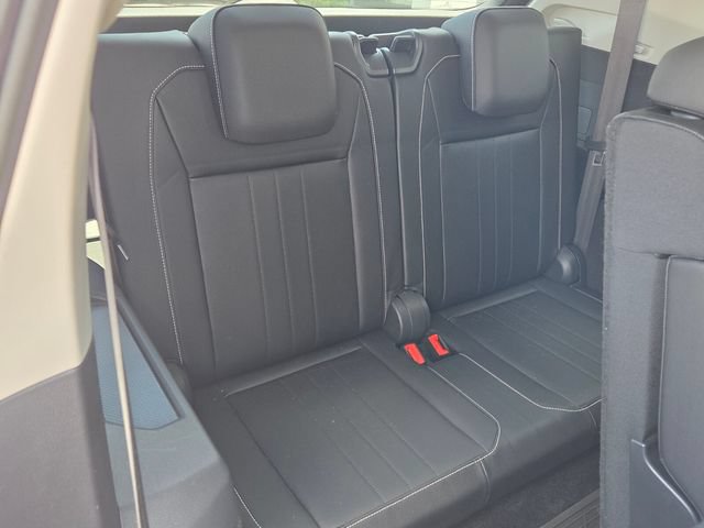 Used 2020 Volkswagen Tiguan S FWD image 16