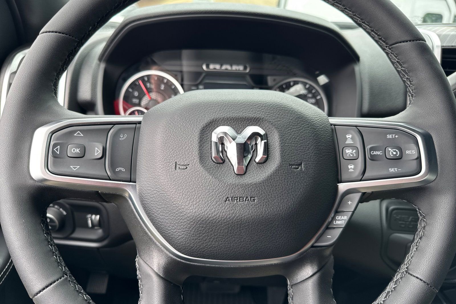 New 2025 RAM 2500 Big Horn image 28