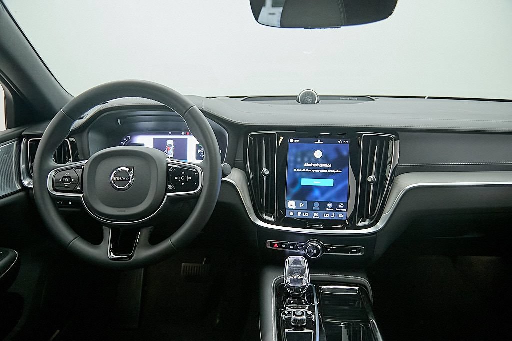 Used 2024 Volvo S60 T8 Ultimate w/ Climate Package AWD/4WD image 27