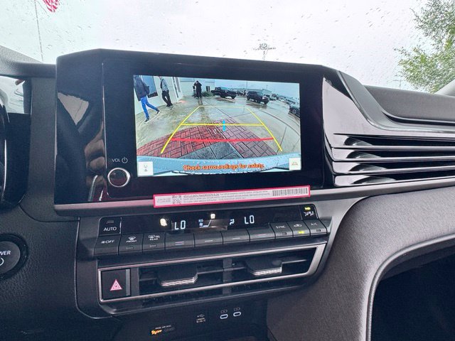 New 2026 Toyota Camry Hybrid FWD image 20
