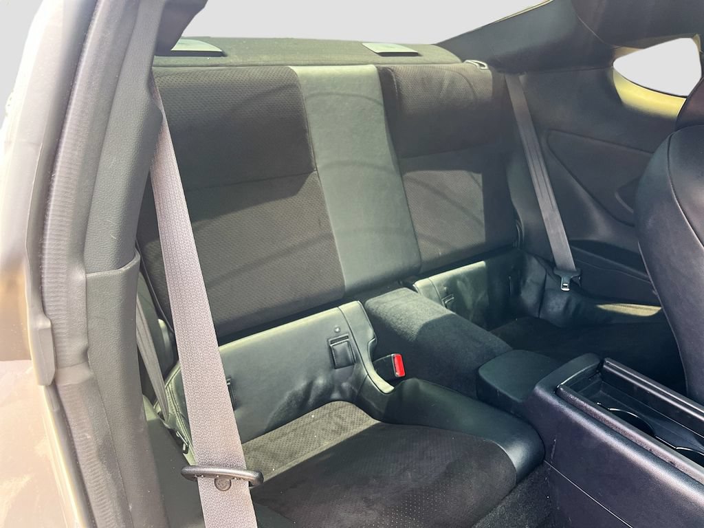 Used 2025 Toyota GR86 Premium w/ ALL Weather Mat Package (TMS) RWD image 25