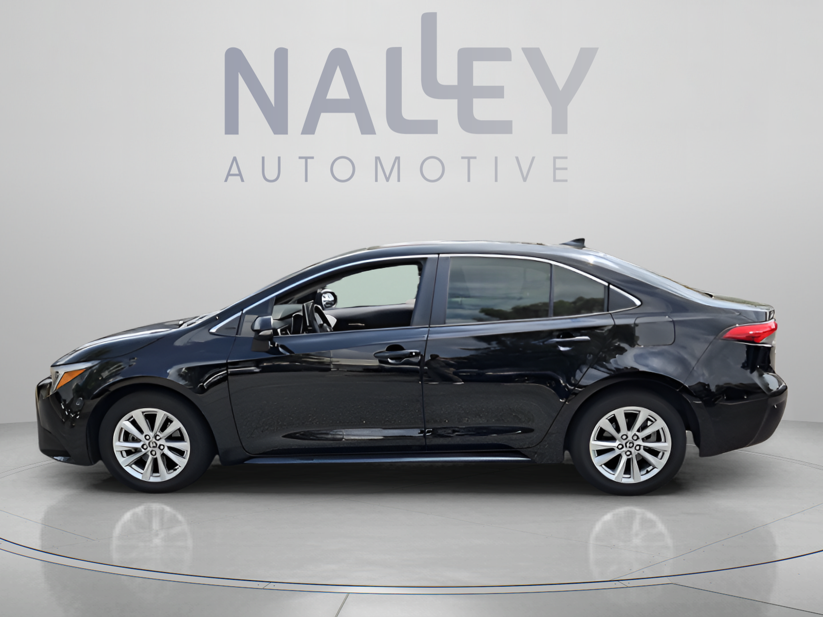 Certified 2023 Toyota Corolla XLE FWD image 2