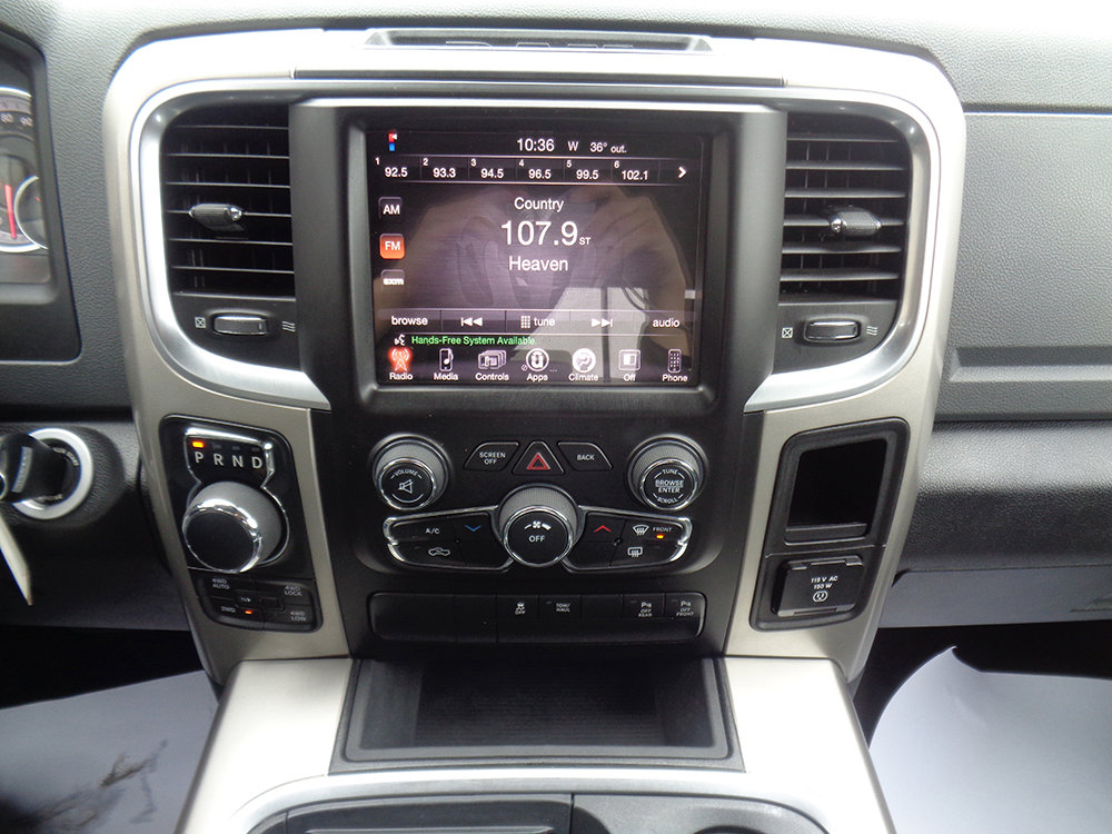 Used 2016 RAM 1500 SLT AWD/4WD image 19
