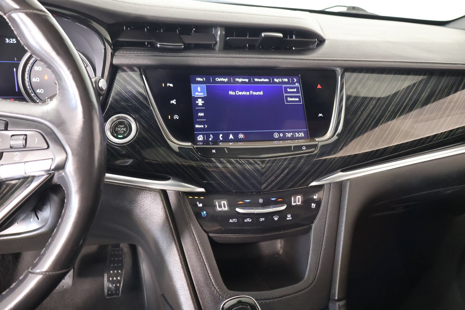 Used 2023 Cadillac XT6 Premium Luxury w/ Technology Package AWD/4WD image 5