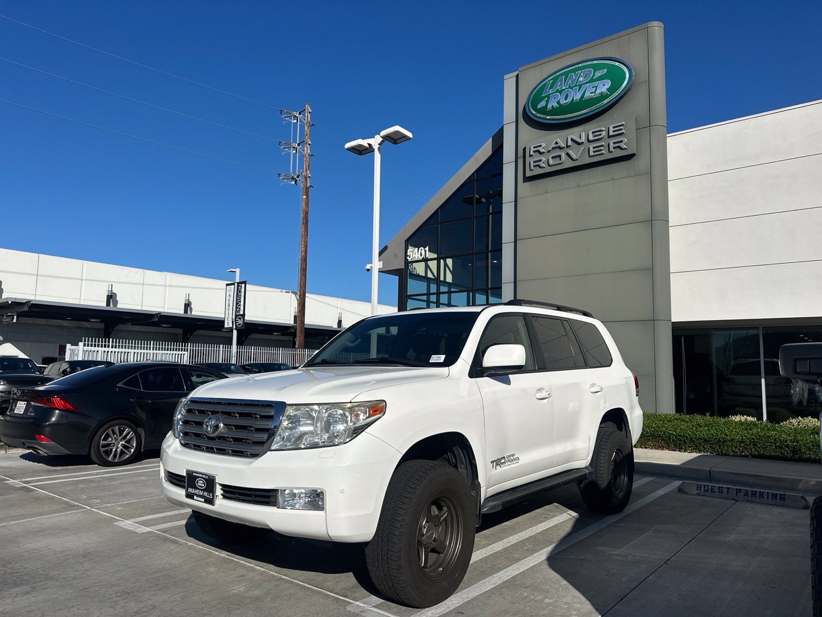Used 2011 Toyota Land Cruiser w/ Upgrade Pkg AWD/4WD image 1