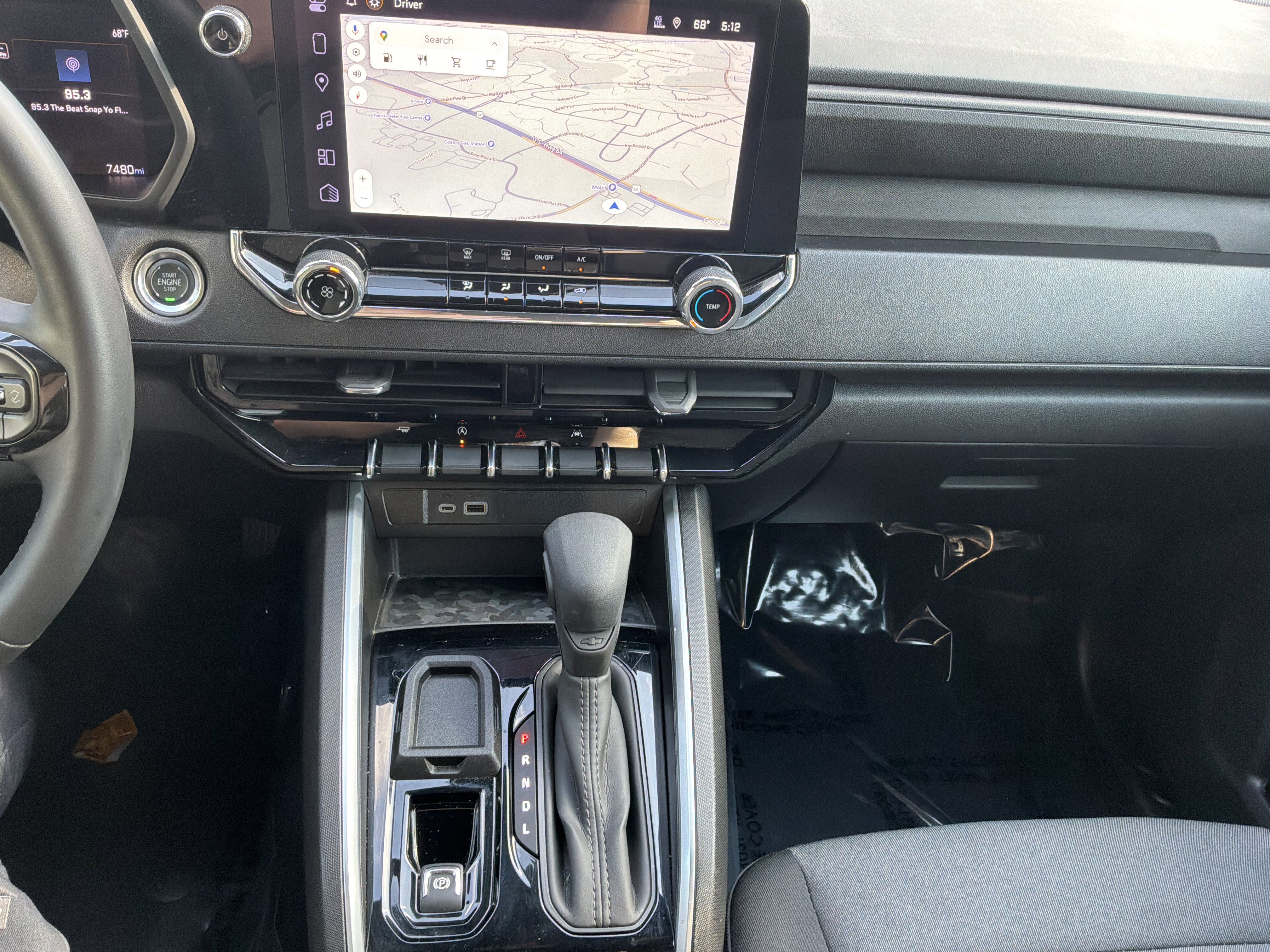 Used 2025 Chevrolet Colorado W/T w/ WT Custom Package image 23