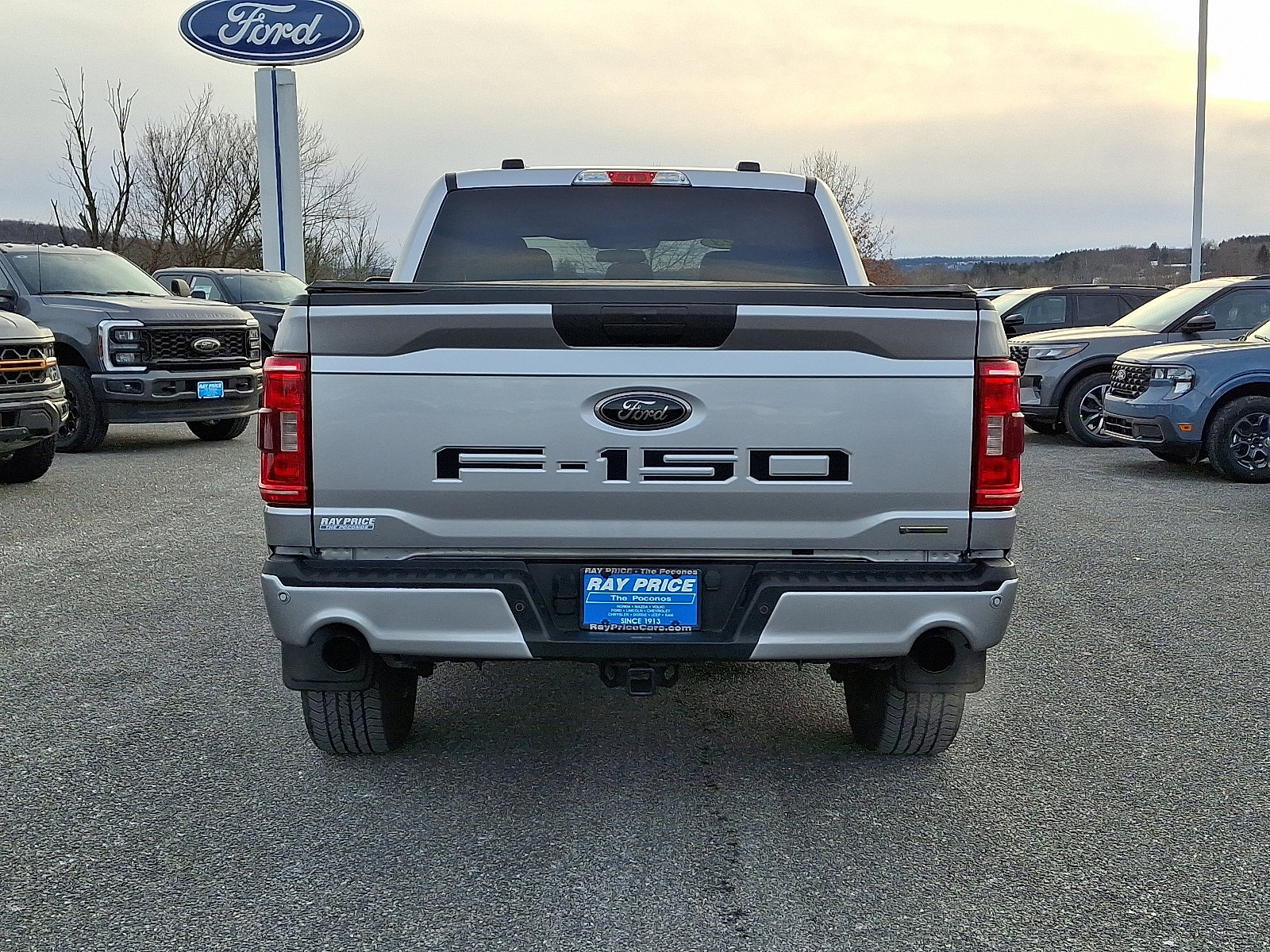 Certified 2022 Ford F150 XL w/ STX Black Appearance Package image 5