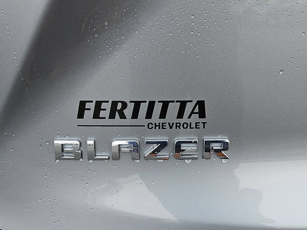 New 2026 Chevrolet Blazer LT w/ Convenience Package FWD image 23