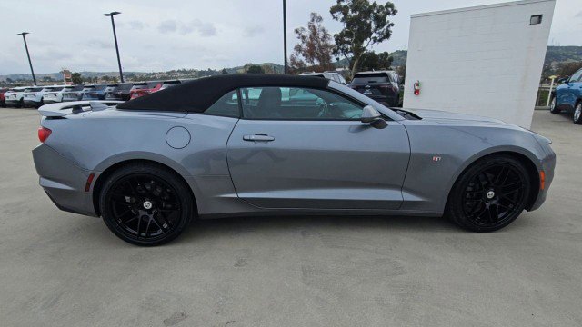 Used 2019 Chevrolet Camaro LT RWD image 9